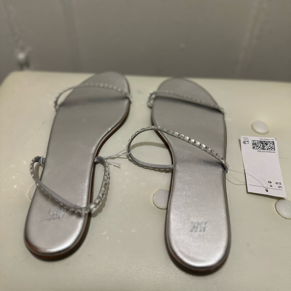New! H&M sandals size 42